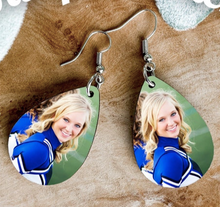 Load image into Gallery viewer, Earrings
